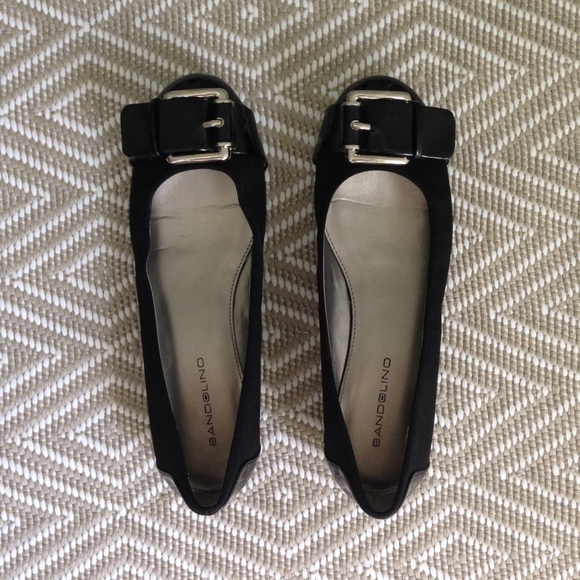 ✖️️SOLD IN BUNDLE✖️ Classy Black *Almost* Flats - Picture 3 of 4