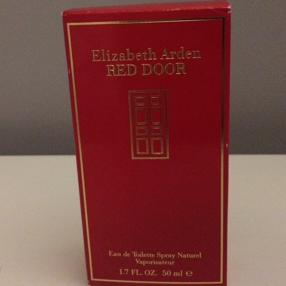 Elizabeth Arden Red Door Perfume