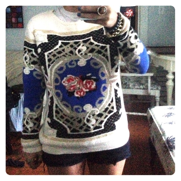 Multi color patterned sweater