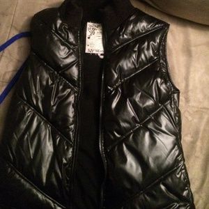 Shiny, cozy & warm vest