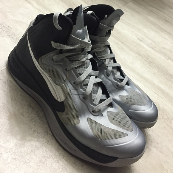 Men's Nike Hyperfuse basketball shoes