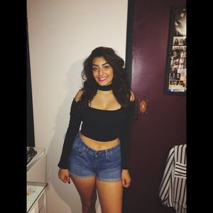 🌚Black crop top choker🌚