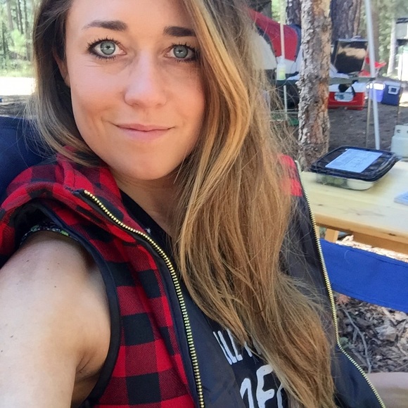 Meet your Posher, Kelcey