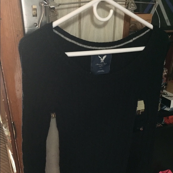 American eagle sweater