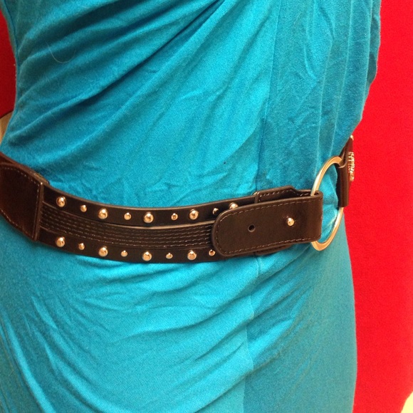 NWT Guess belt black loop with studs. - Picture 3 of 4