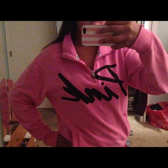 Victoria's Secret PINK Half Zip Bubblegum color