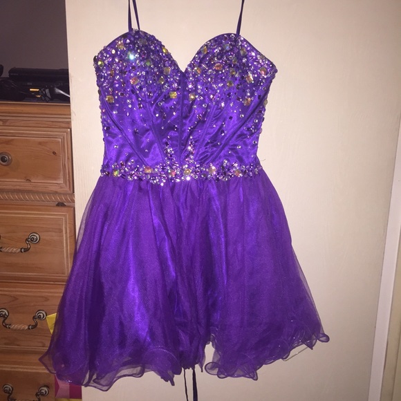 Dresses & Skirts - Purple Prom / Homecoming Dress