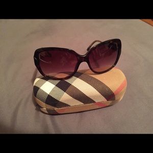 Burberry sunglasses