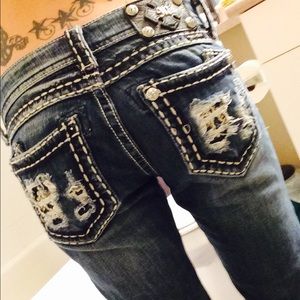Sz 25 Miss Me Distressed Denim