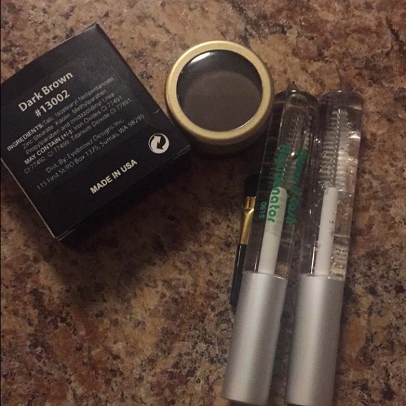 Professional Eyebrow Powder - Picture 2 of 4