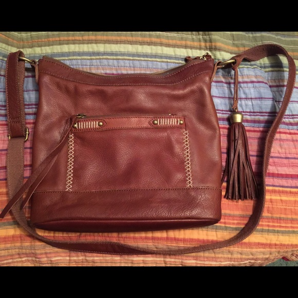 Lucky Brand Handbags - Lucky Brand Leather Crossbody Bag