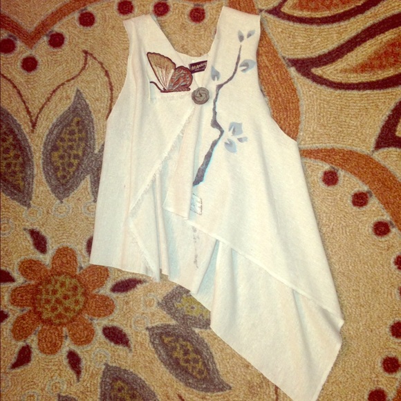 Butterfly vest