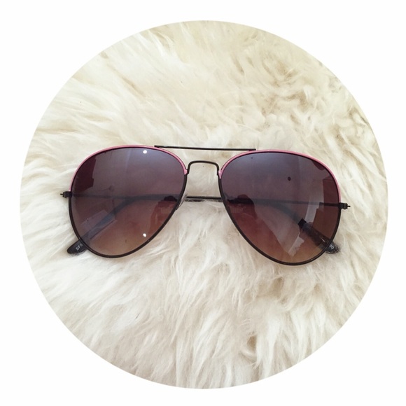 Pink and Black Aviator Sunglasses