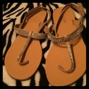 Beautiful bling sandals 💎