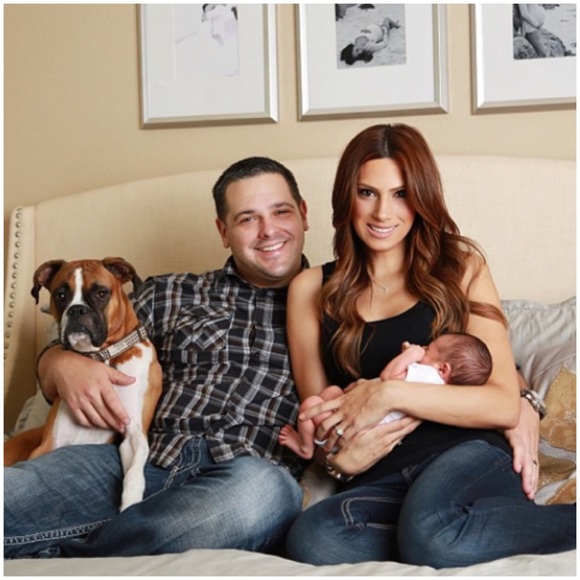 Meet your posher, Nicole - Picture 7 of 8