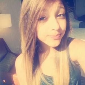 Meet your Posher, Skyliana