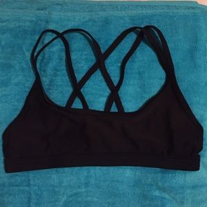 Adorable strappy bikini top