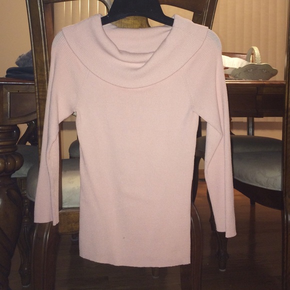 Ann Taylor baby pink sweater