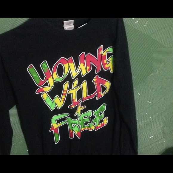 Long sleeve shirt