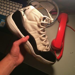 Concord 11 size 9.5