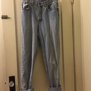 Authentic Calvin Klein high waisted light jeans