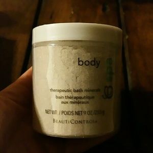 Beauticontrol bath minerals