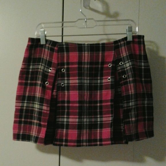 Hot Pink Plaid Lip Sevice Schoolgirl Miniskirt!