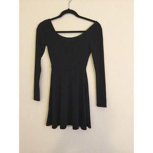 Long Sleeve Black Dress