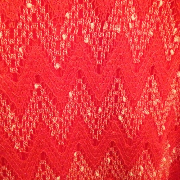 Later crop top - Picture 2 of 4