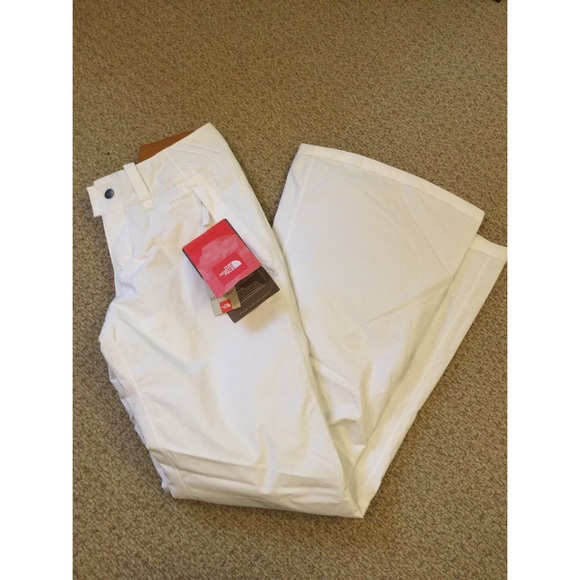 NWT North Face Snow Pants