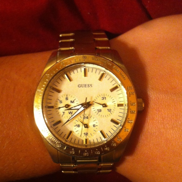 Guess watch