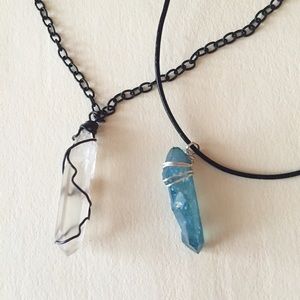 Quartz crystal necklace (Clear)
