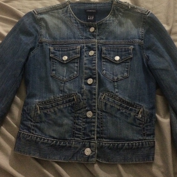 The Gap Jean jacket - Picture 2 of 2