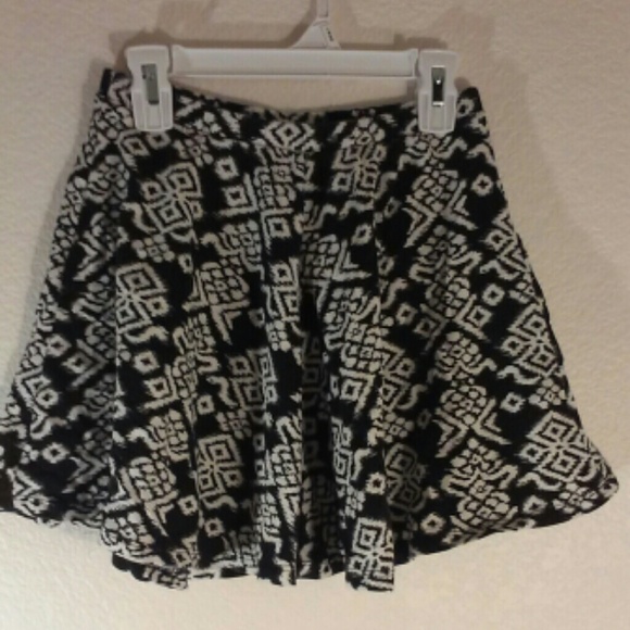 LA Hearts Tribal Skater Skirt - Picture 1 of 1