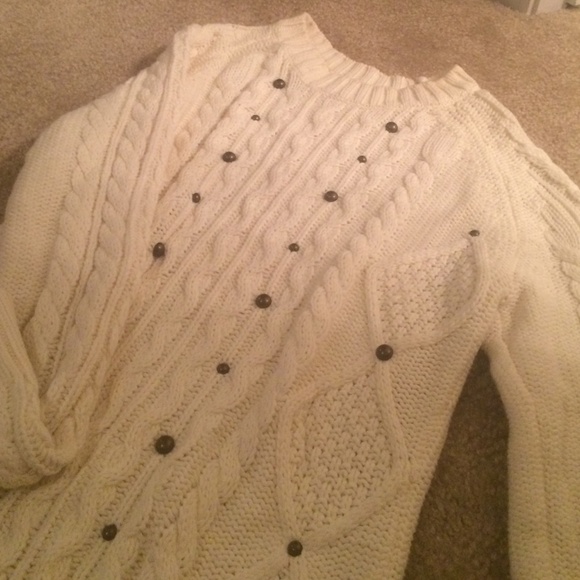 Cozy off white sweater