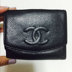 ⛔️SOLD⛔️ Chanel Caviar Leather Bifold Wallet