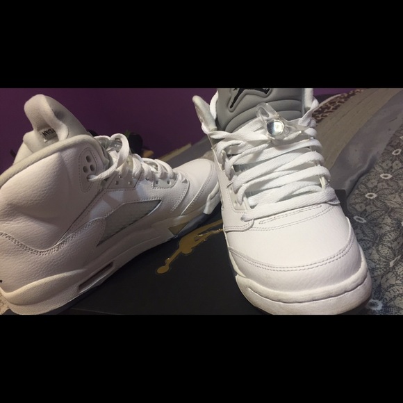 Jordan Retro 5 Metallicas - Picture 3 of 3