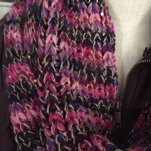 Knitted scarf from H&M - Picture 2 of 2