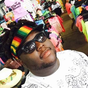 Meet your Posher, Devont'e