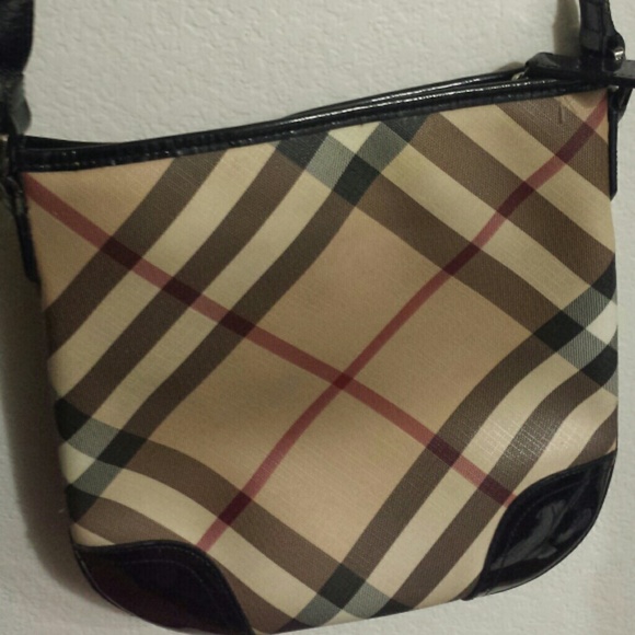AUTHENTIC BURBERRY CROSSBODY