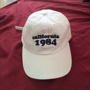Brandy Melville California 1984 White Hat