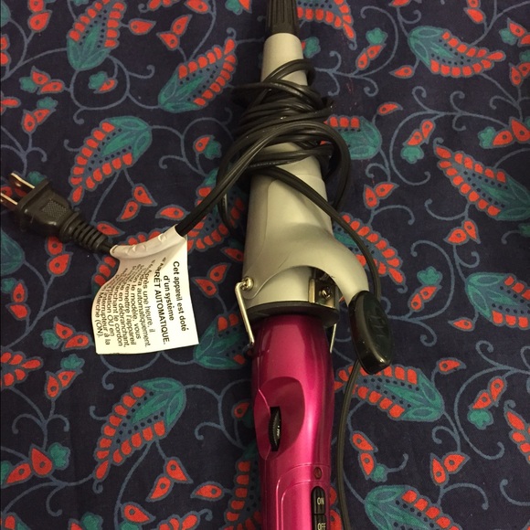 BED HEAD curler and pouch BUNDLE