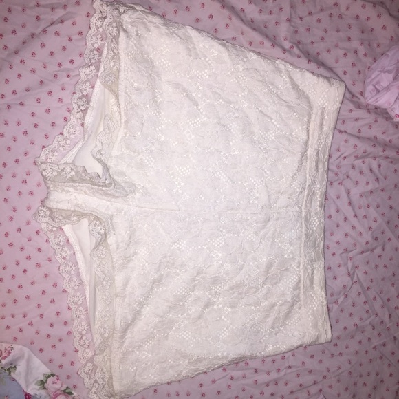 Urban outfitters high waisted lace shorts