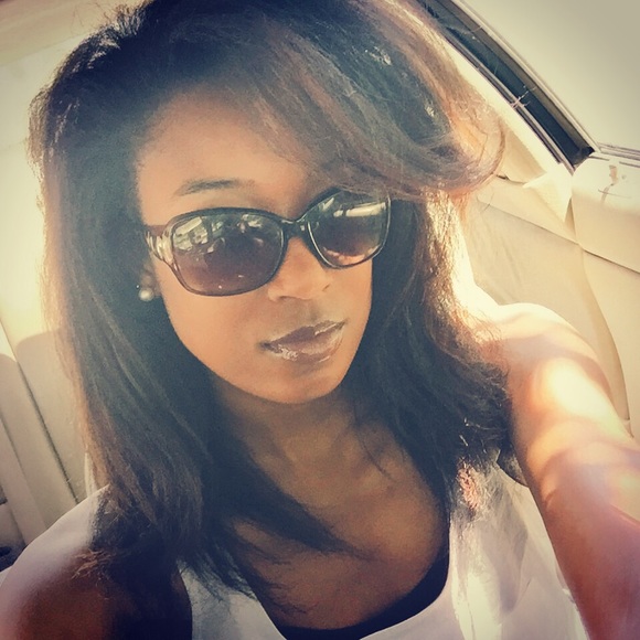 Meet your Posher, Jasmyn - Picture 1 of 1