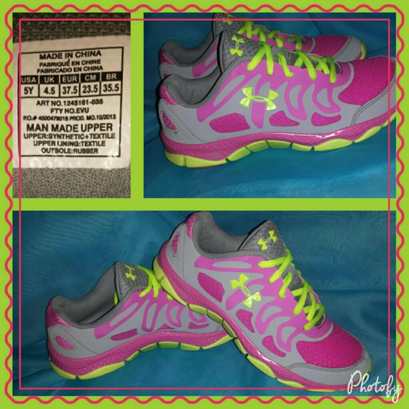 "Reduced" NWOT-Under Armour