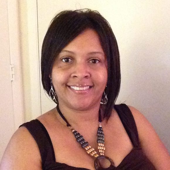 Meet your Posher, Liz