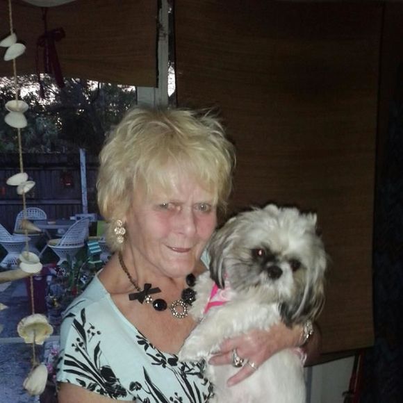 Meet your Posher, Karin.