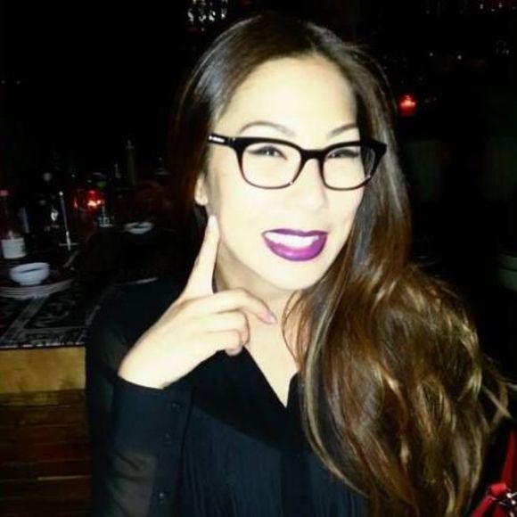 Meet your Posher, Zinnia