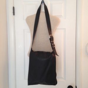 Kenneth Cole black leather messenger bag