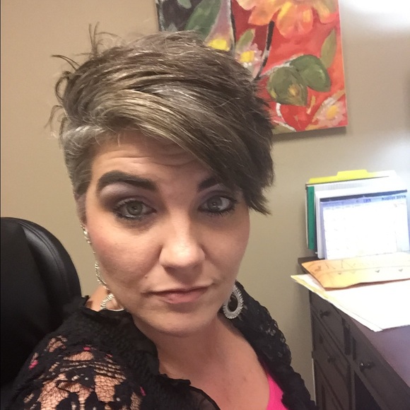 Meet your Posher, Samantha - Picture 1 of 1